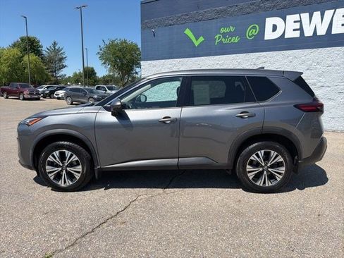 Used 2021 Nissan Rogue SV AWD/4WD image 2