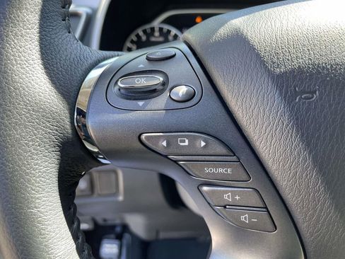 Used 2024 Nissan Murano SV w/ SV Midnight Edition Package FWD image 20
