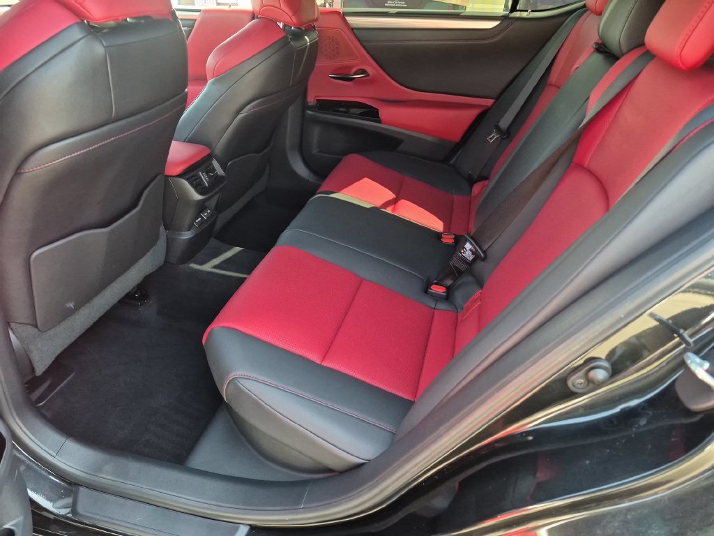 Used 2022 Lexus ES 300h F Sport w/ Accessory Package 2 FWD image 34