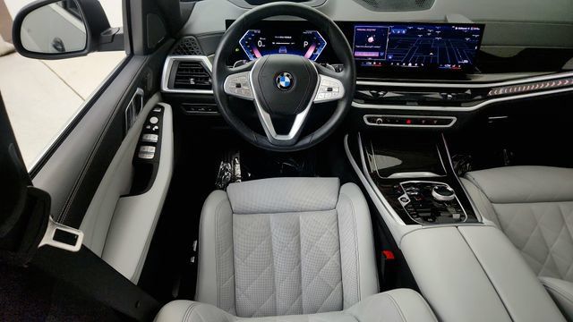 Used 2024 BMW X7 xDrive40i w/ Premium Package AWD/4WD image 56