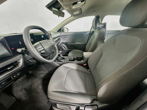 Used 2025 Kia K4 FWD image 13
