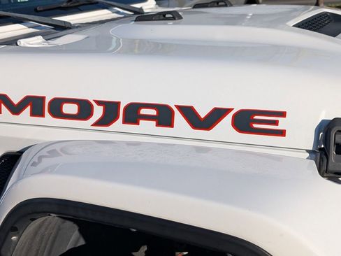 Used 2022 Jeep Gladiator Mojave w/ Trailer Tow Package image 10