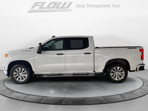 Used 2019 Chevrolet Silverado 1500 Custom w/ Custom Max Trailering Package image 4
