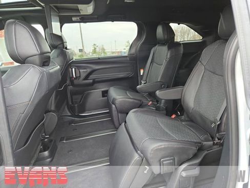 New 2026 Toyota Sienna Limited image 26