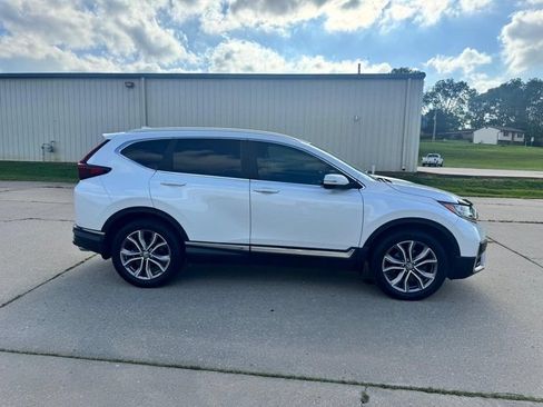 Used 2021 Honda CR-V Touring image 2