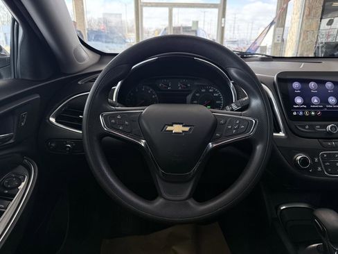 Used 2021 Chevrolet Malibu LT image 43