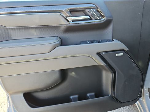 Used 2024 Chevrolet Silverado 1500 ZR2 w/ Technology Package image 12