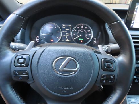 Used 2022 Lexus IS 300 AWD w/ Premium Package image 17