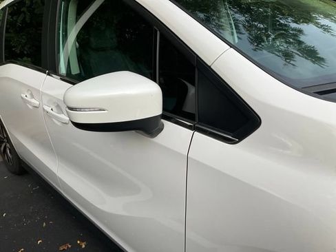 Used 2025 Honda Odyssey EX-L image 4