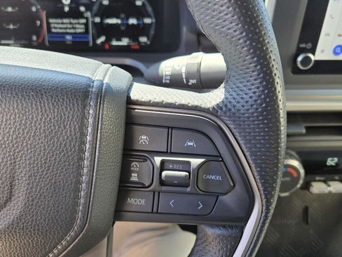 Used 2024 Toyota Tacoma TRD Off-Road AWD/4WD image 25