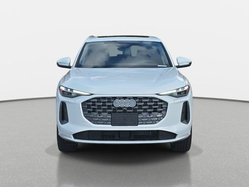 New 2025 Audi Q5 Premium Plus image 2