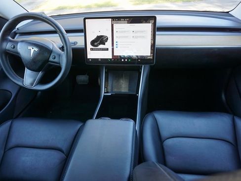 Used 2020 Tesla Model 3 Long Range image 5