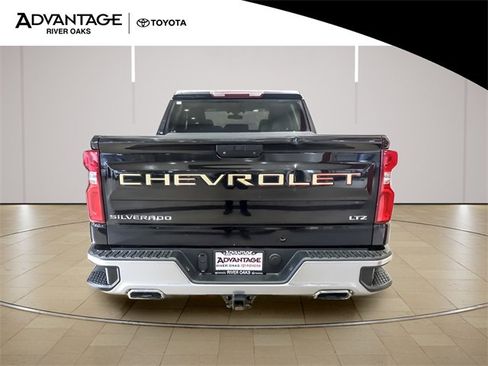 Used 2019 Chevrolet Silverado 1500 LTZ image 6