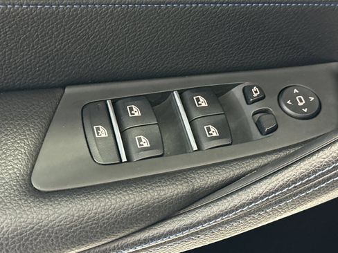 Used 2018 BMW 540i image 13