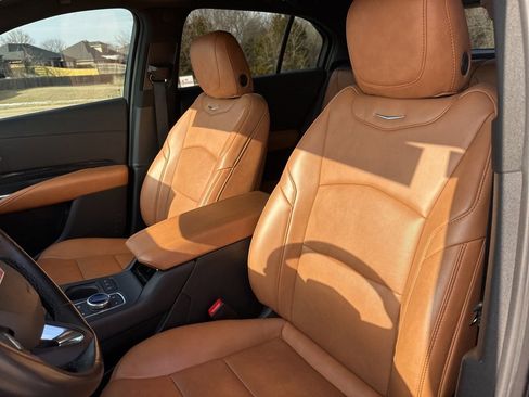 Certified 2024 Cadillac XT4 Premium Luxury image 16