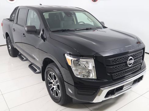 Used 2023 Nissan Titan SV w/ Accessory Utility Package image 42