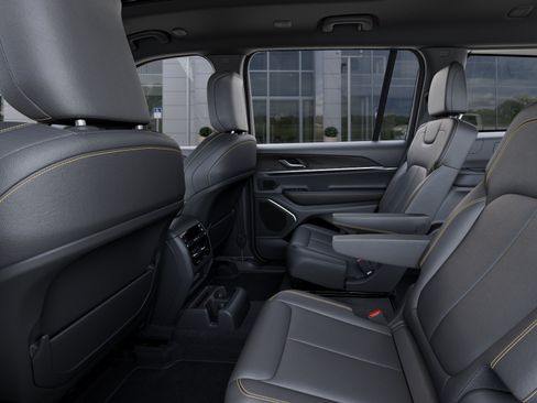 New 2026 Jeep Grand Cherokee L Limited AWD/4WD image 49