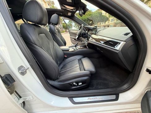 Used 2020 BMW 530i w/ Convenience Package RWD image 62