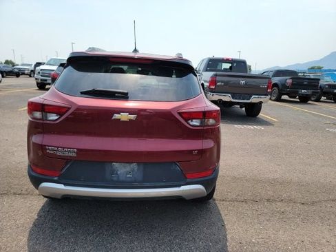Used 2022 Chevrolet TrailBlazer LT AWD/4WD image 6