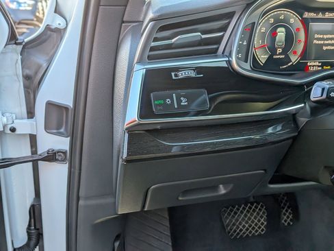 Used 2021 Audi Q7 3.0T Prestige w/ Prestige Package image 16