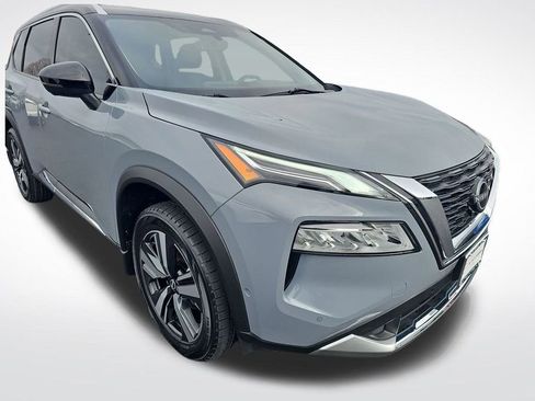 Used 2023 Nissan Rogue Platinum w/ Platinum Premium Package image 11