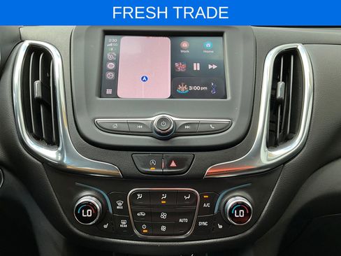 Used 2022 Chevrolet Equinox LT image 19
