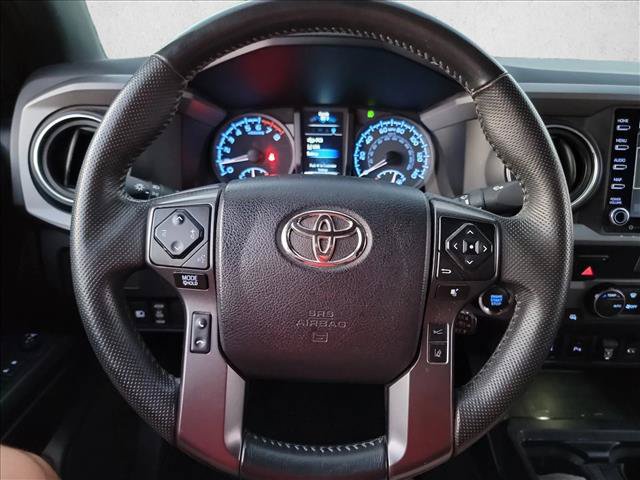 Used 2021 Toyota Tacoma TRD Off-Road w/ Technology Package AWD/4WD image 15