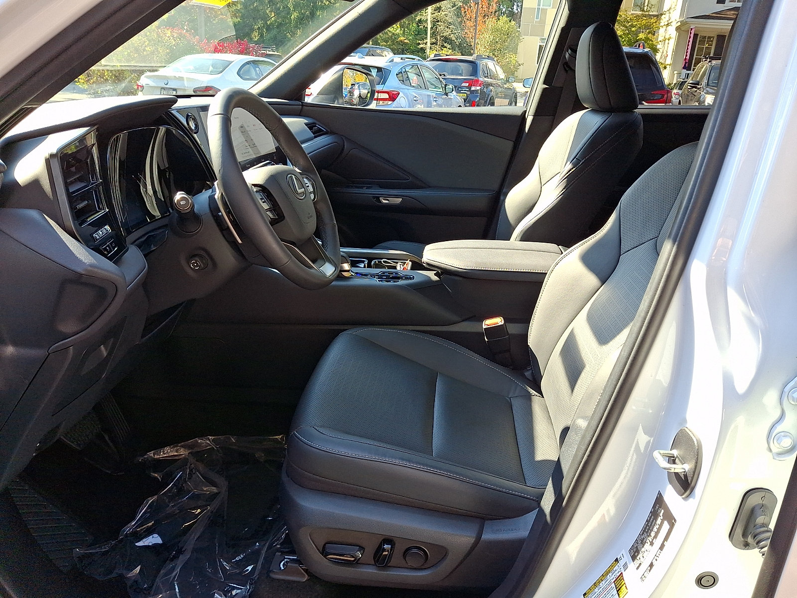 Used 2024 Lexus TX 350 AWD w/ Accessory Package (2T) image 15
