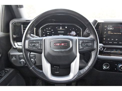 Used 2022 GMC Sierra 1500 Elevation image 16