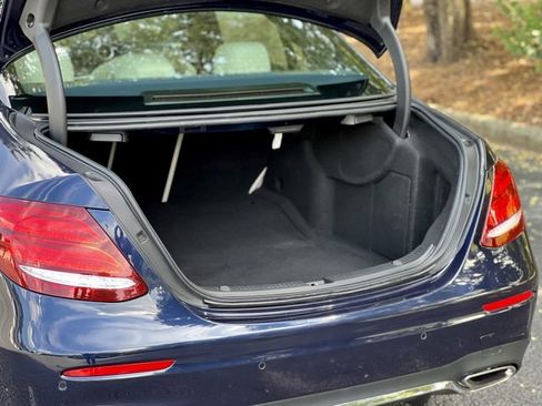 Used 2020 Mercedes-Benz E 350 4MATIC Sedan image 47