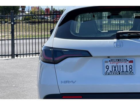 Certified 2024 Honda HR-V LX image 43