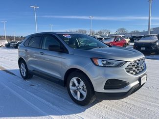 Used 2020 Ford Edge SE video 1