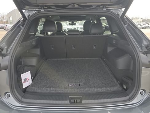 New 2026 Volkswagen Tiguan SE R-Line image 15