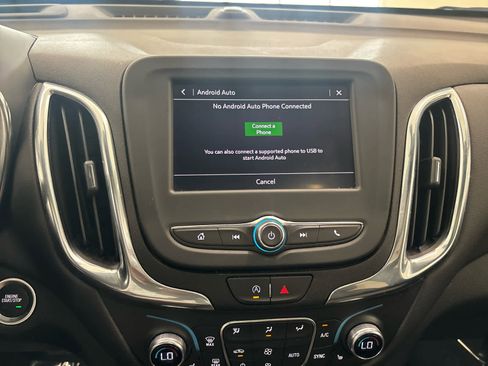 Used 2024 Chevrolet Equinox LT image 43