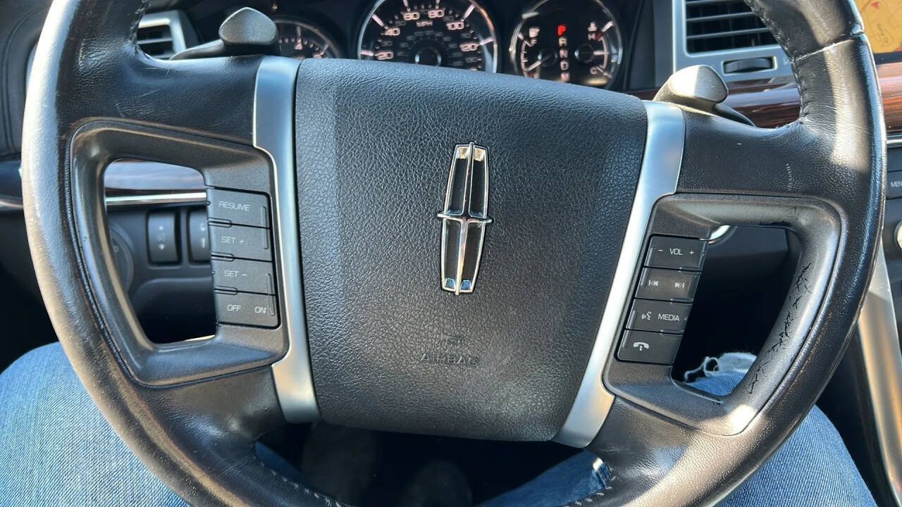 Used 2010 Lincoln MKS AWD image 15