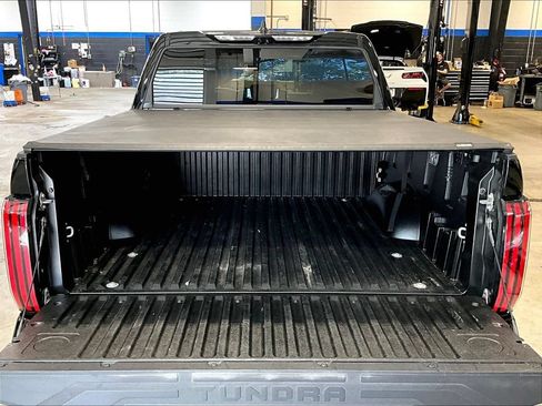 Used 2024 Toyota Tundra Platinum AWD/4WD image 32