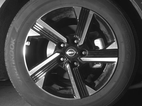 Used 2025 Nissan Sentra SV image 12