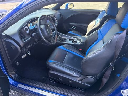 Used 2022 Dodge Challenger R/T w/ Shaker Package RWD image 4