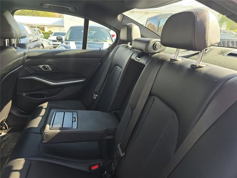 Certified 2024 BMW 330i 330i w/ Premium Package image 10