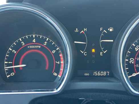 Used 2010 Toyota Highlander SE image 29