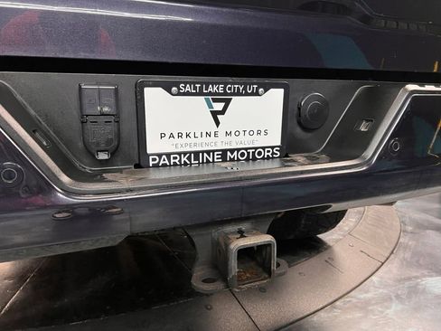 Used 2024 GMC Sierra 3500 Denali Ultimate image 30