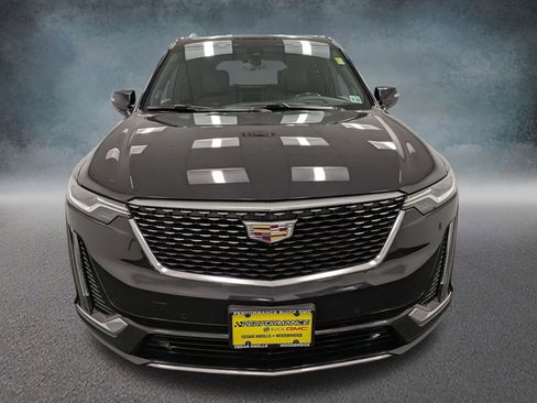 Used 2020 Cadillac XT6 Premium Luxury image 2