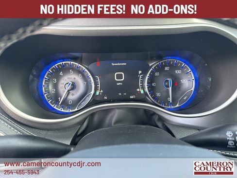 New 2026 Chrysler Pacifica Select w/ S Appearance Package FWD image 15