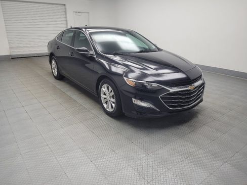 Used 2020 Chevrolet Malibu LT FWD image 11
