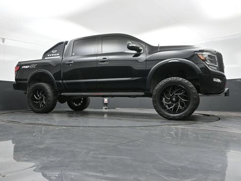 Used 2021 Nissan Titan PRO-4X w/ Pro-4x Convenience Package AWD/4WD image 45