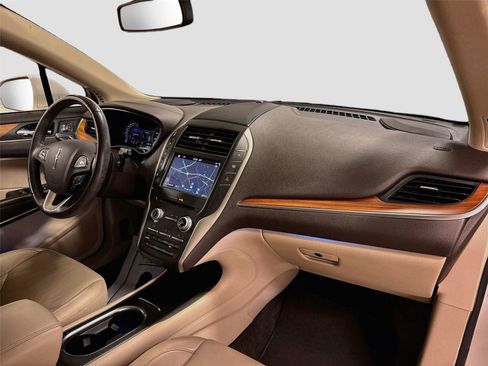 Used 2017 Lincoln MKC Select w/ Select Plus Package FWD image 29