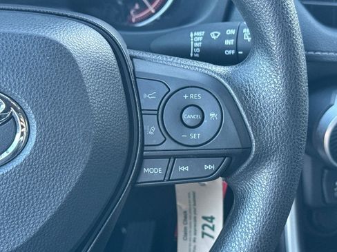 Certified 2025 Toyota RAV4 LE image 29