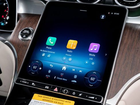 New 2026 Mercedes-Benz GLC 300 300 SUV image 17