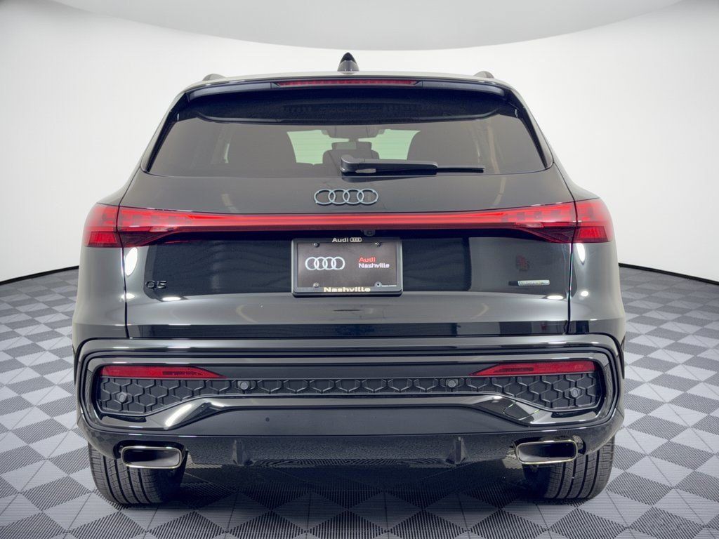 Used 2026 Audi Q5 Premium Plus w/ Premium Plus AWD/4WD image 11