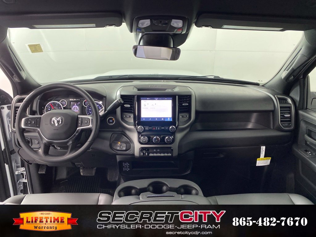 New 2027 RAM 3500 Tradesman AWD/4WD image 27